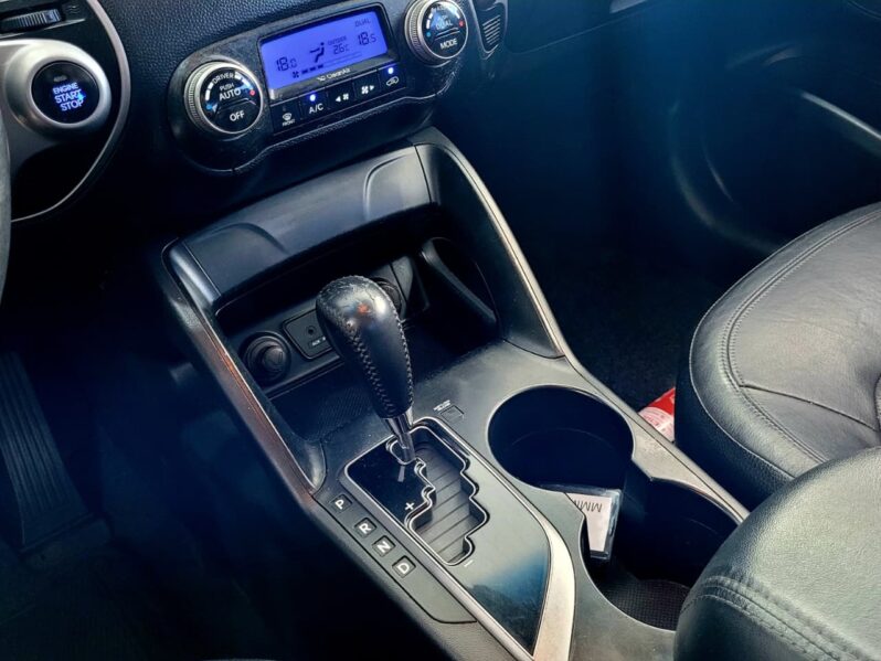 
								IX35 2.0 GASOLINA full									