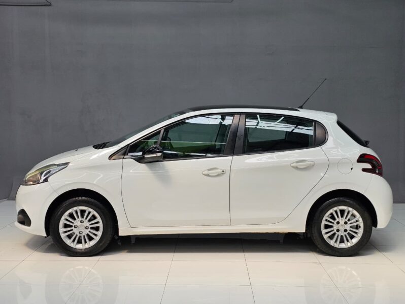 
								208 ALLURE 1.5 MANUAL full									