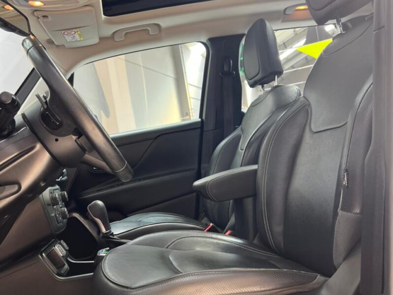 
								RENEGADE 1.8 FLEX LIMITED AUTOMÁTICO full									