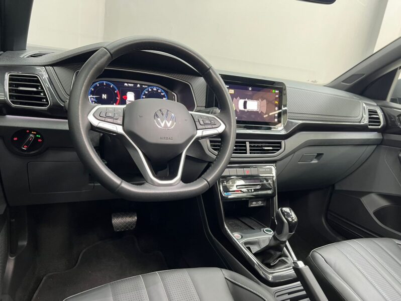 
								TCROSS COMFORTLINE 1.0 TSI FLEX 5P full									