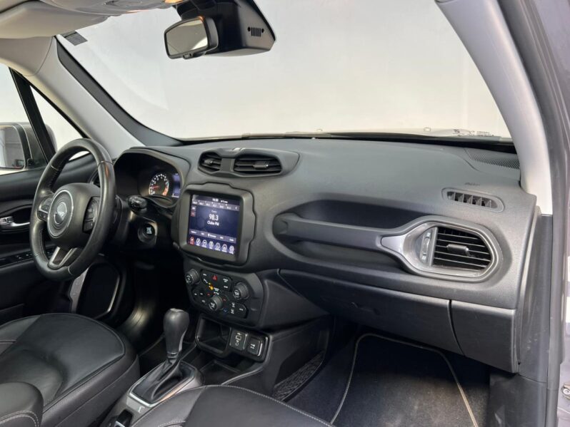 
								RENEGADE 1.8 FLEX LIMITED AUTOMÁTICO full									