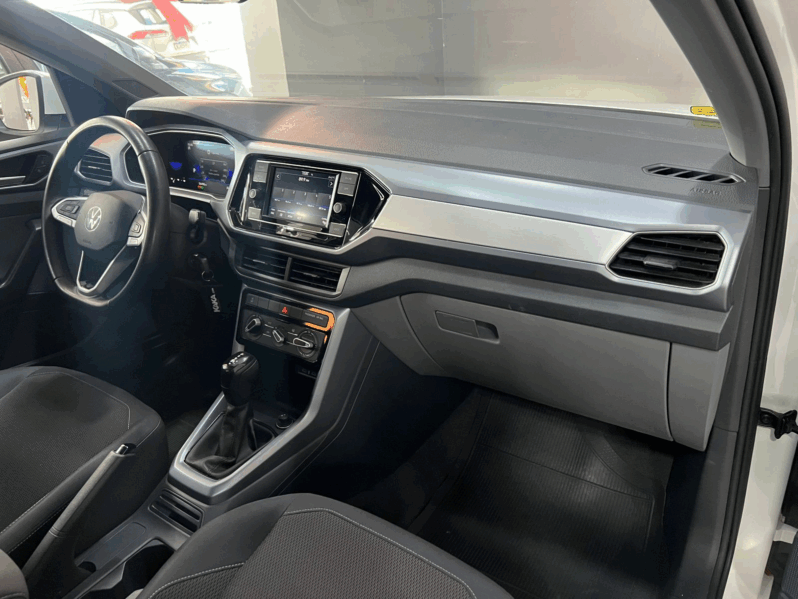 
								T-CROSS 200 TSI 1.0 FLEX 12V 5P AUT. full									