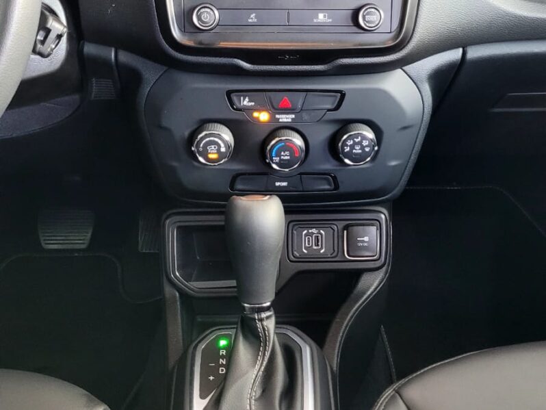 
								RENEGADE SPORT T270 1.3 TURBO FLEX AUTOMÁTICO full									