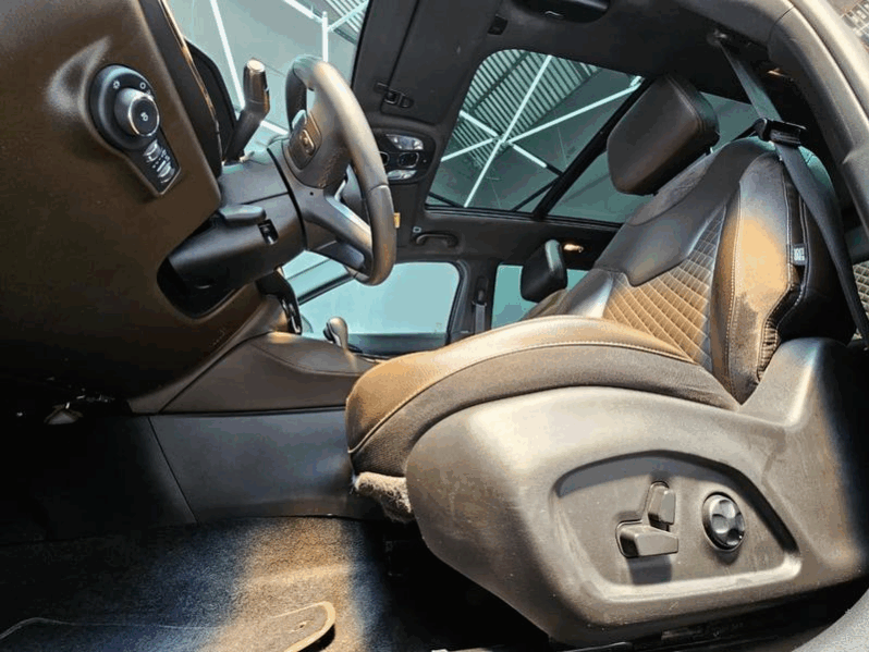 
								COMMANDER OVERLAND TD380 4X4 TURBO DIESEL full									