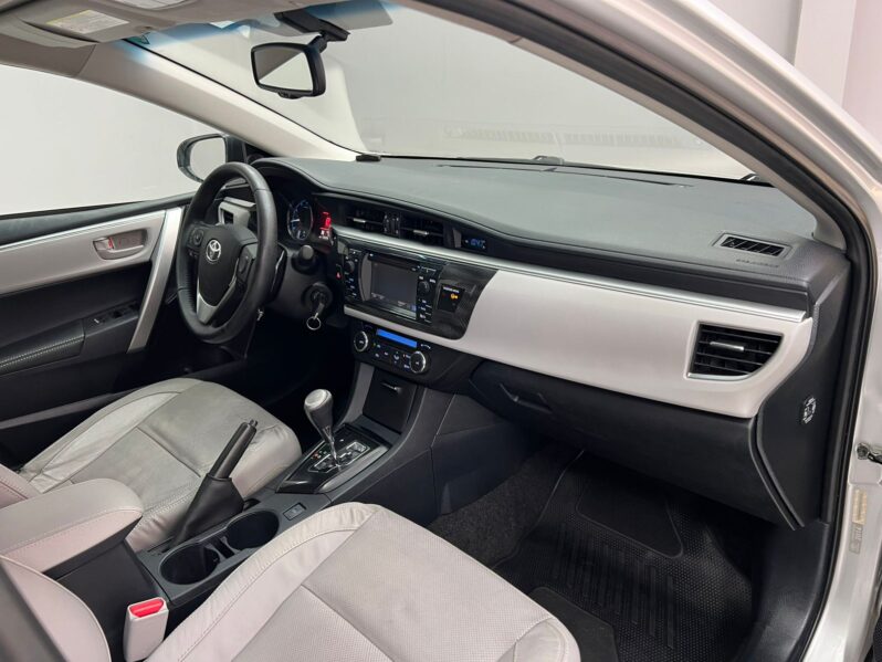 
								Toyota Corolla 2.0 XEi Multi-Drive S (Flex) 2015 full									