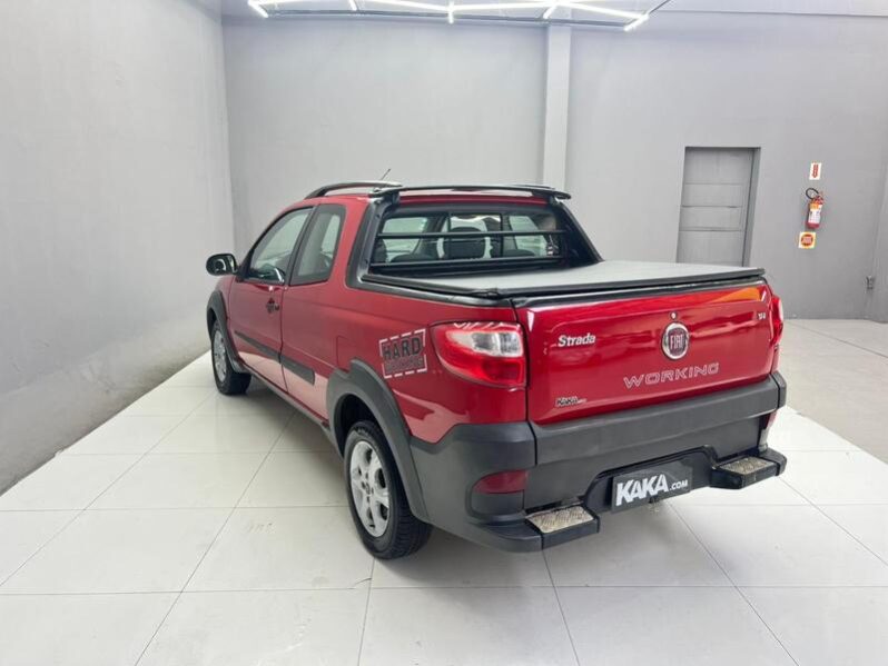 
								Fiat Strada Working 1.4 (Flex) (Cabine Dupla) 2015 full									