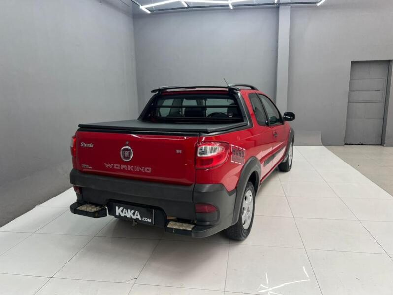 
								Fiat Strada Working 1.4 (Flex) (Cabine Dupla) 2015 full									