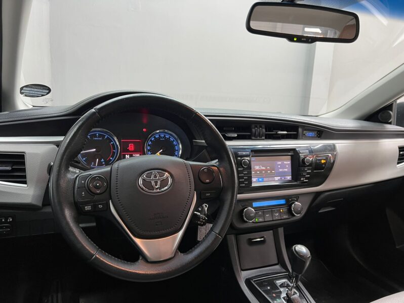 
								Toyota Corolla 2.0 XEi Multi-Drive S (Flex) 2017 full									