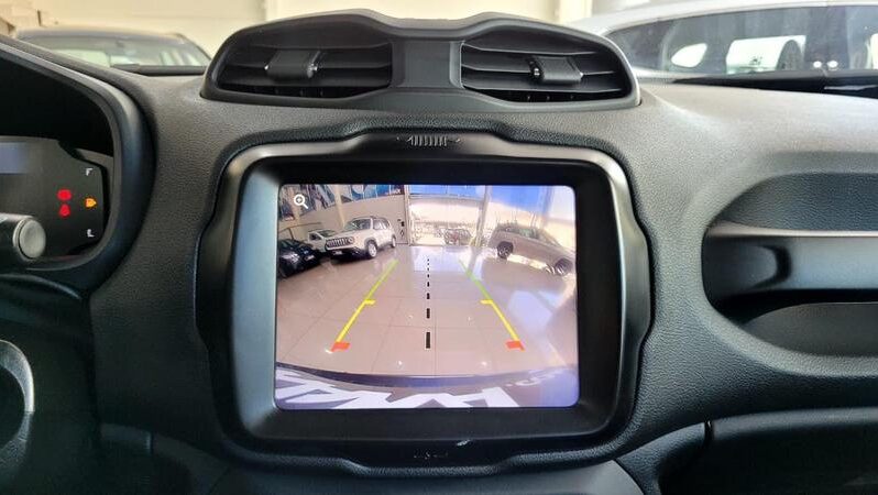 
								Jeep Renegade Trailhawk T270 1.3 Turbo 4×4 2023 full									