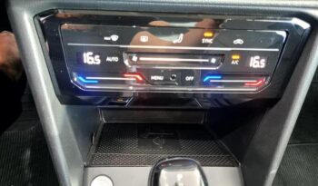 
									Volkswagen Taos Comfortline 1.4 TSI 2024 full								