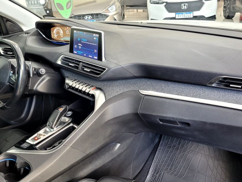 
								Peugeot 3008 1.6 THP Griffe (Aut) 2019 full									