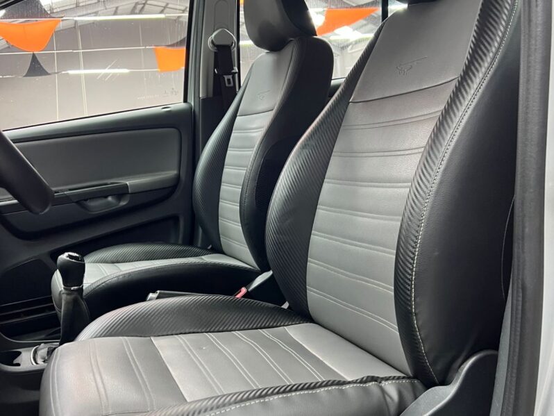 
								Volkswagen CrossFox 1.6 16v MSI (Flex) 2015 full									