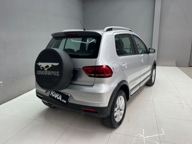 
								Volkswagen CrossFox 1.6 16v MSI (Flex) 2015 full									