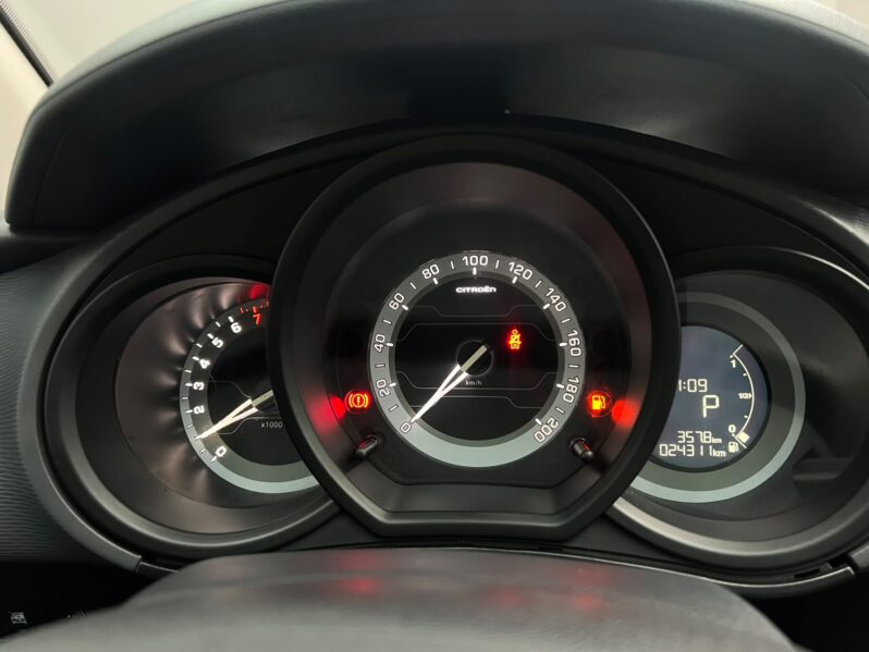 
								Citroën C3 Tendance 1.6 VTI 120 (Flex) (Aut) 2017 full									