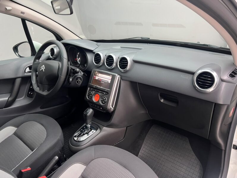 
								Citroën C3 Tendance 1.6 VTI 120 (Flex) (Aut) 2017 full									