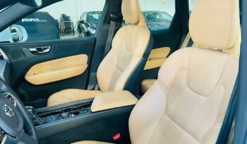 
									Volvo XC60 2.0 D5 Momentum 4WD 2019 full								