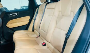 
									Volvo XC60 2.0 D5 Momentum 4WD 2019 full								