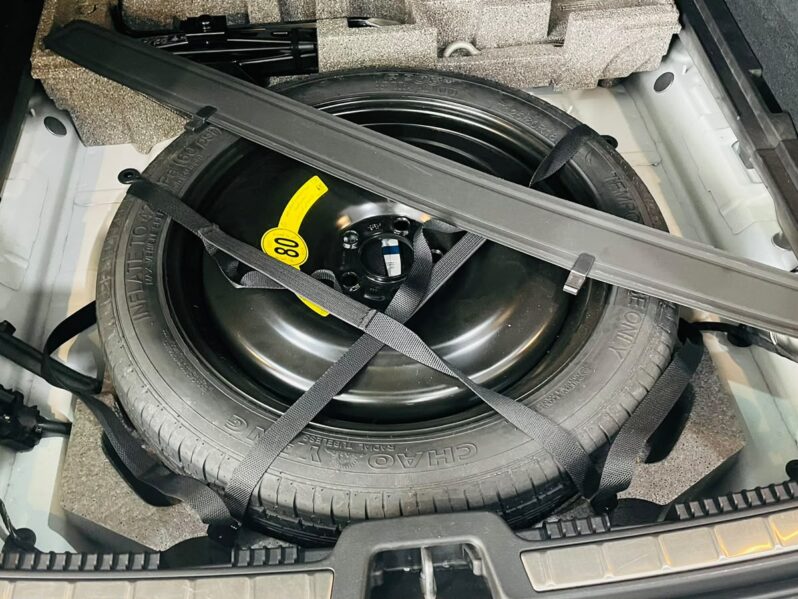 
								Volvo XC60 2.0 D5 Momentum 4WD 2019 full									