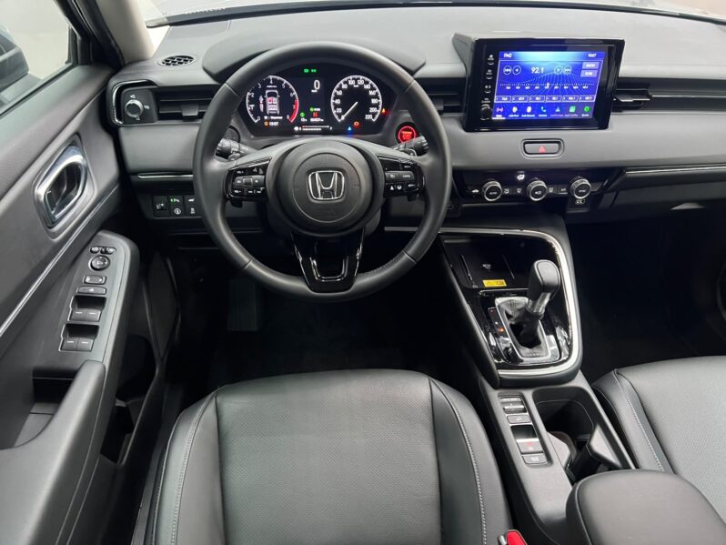
								Honda HR-V Touring 1.5 Turbo 2025 full									