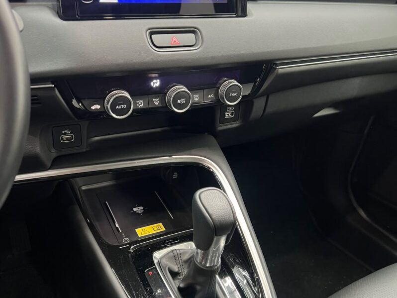 
								Honda HR-V Touring 1.5 Turbo 2025 full									
