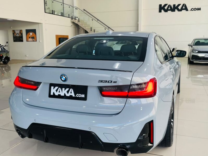 
								BMW 330e M Sport 2.0 Turbo (Aut.) (Híb.) 2023 full									