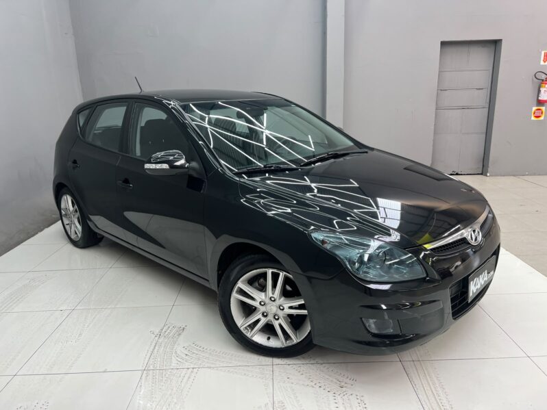 
								Hyundai i30 GLS 2.0 16V 2010 full									