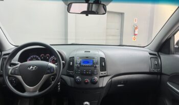 
									Hyundai i30 GLS 2.0 16V 2010 full								
