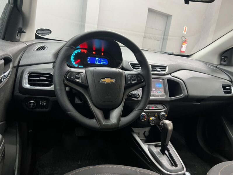 
								Chevrolet Onix 1.4 LT SPE/4 (Aut) 2015 full									