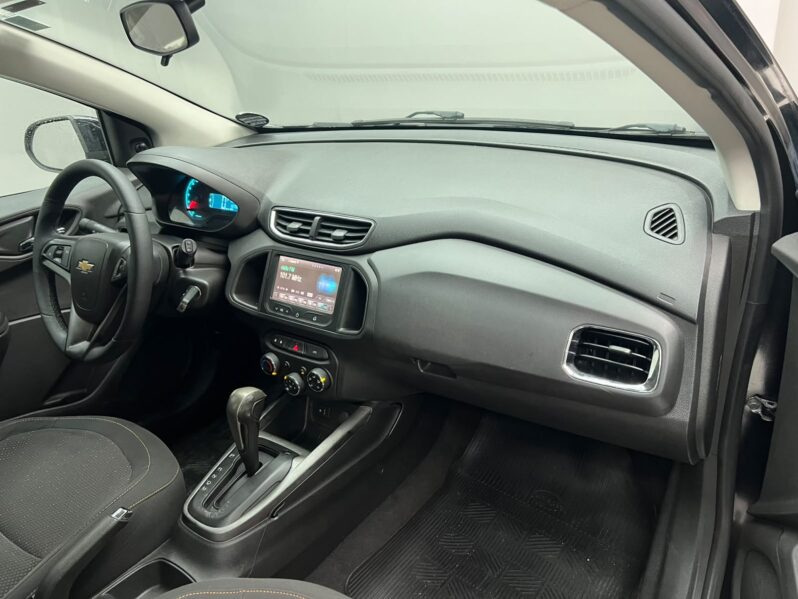 
								Chevrolet Onix 1.4 LT SPE/4 (Aut) 2015 full									