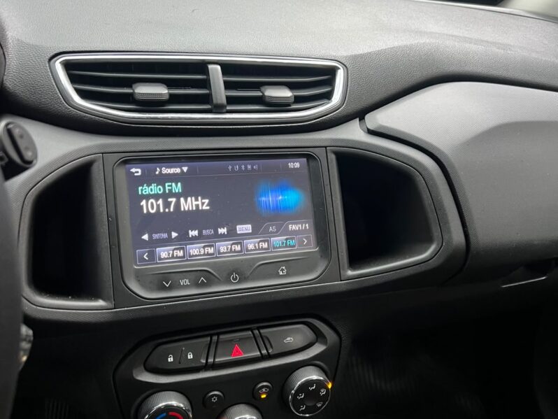 
								Chevrolet Onix 1.4 LT SPE/4 (Aut) 2015 full									