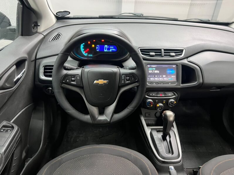 
								Chevrolet Onix 1.4 LT SPE/4 (Aut) 2015 full									