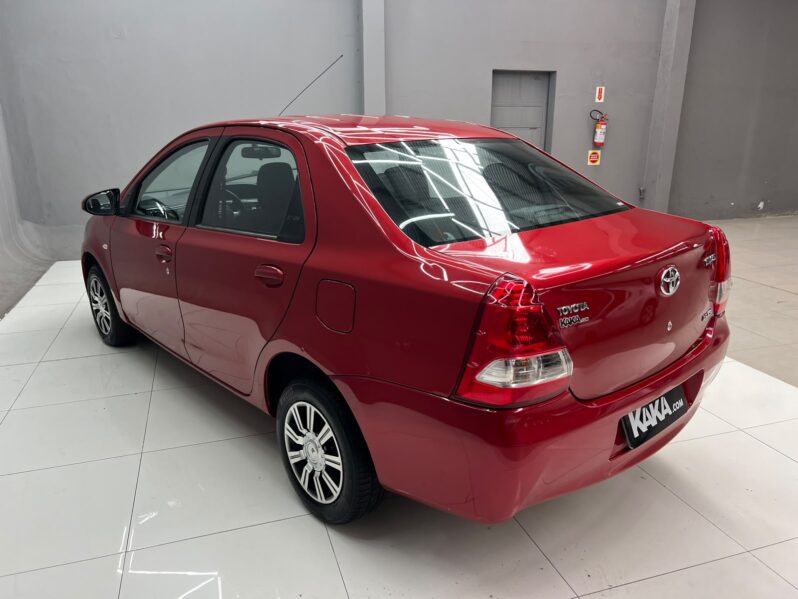 
								Toyota Etios Sedan XS 1.5 (Flex) 2014 full									
