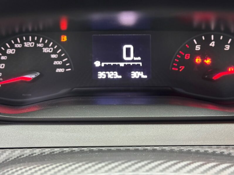 
								Peugeot 208 Like 1.0 2024 full									