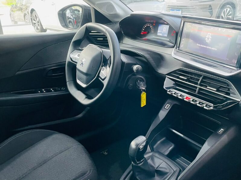 
								Peugeot 208 Like 1.0 2024 full									