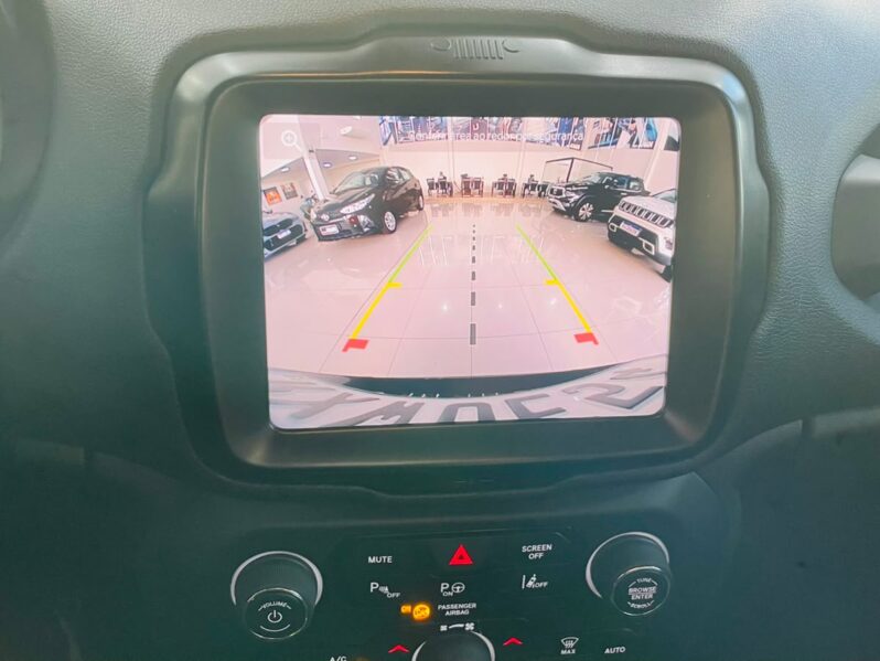 
								Jeep Renegade Série S T270 4×4 AT9 2022 full									