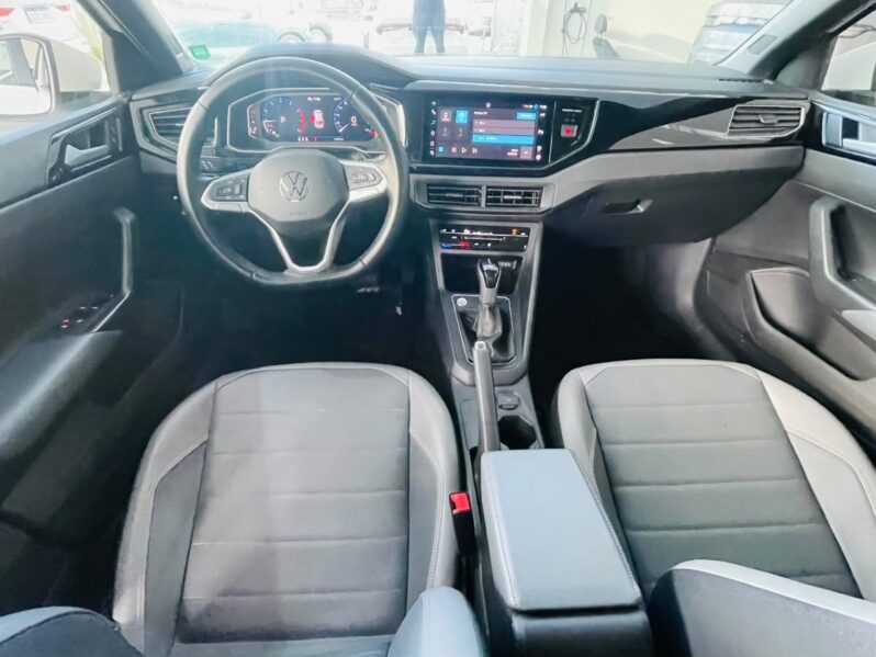 
								Volkswagen Nivus Highline 200 TSI 2023 full									