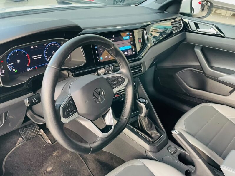 
								Volkswagen Nivus Highline 200 TSI 2023 full									