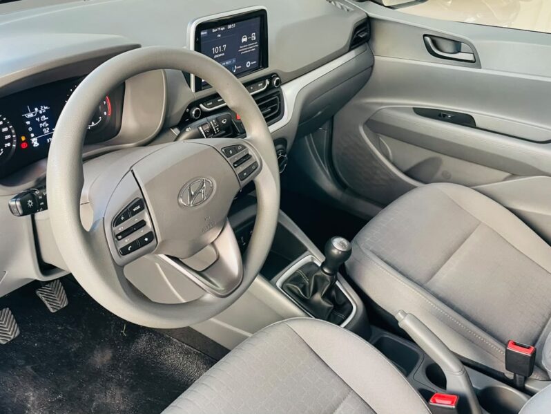 
								Hyundai HB20S Comfort 1.0 (Flex) 2024 full									