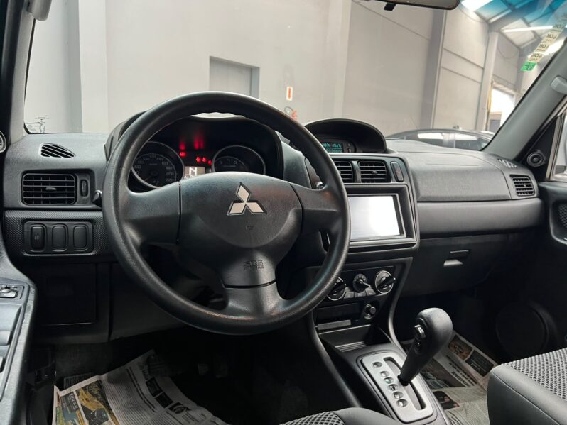 
								Mitsubishi Pajero TR4 2.0 16V 4×4 (Flex) (Aut) 2011 full									