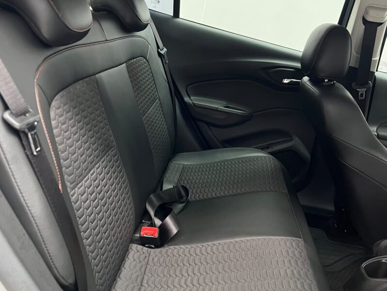 
								Chevrolet Onix 1.4 LTZ SPE/4 2018 full									