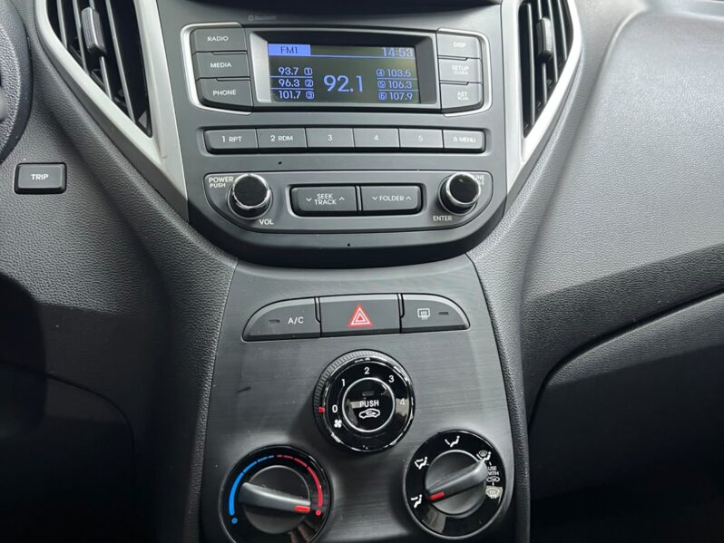 
								Hyundai HB20 1.0 Unique (Flex) 2019 full									