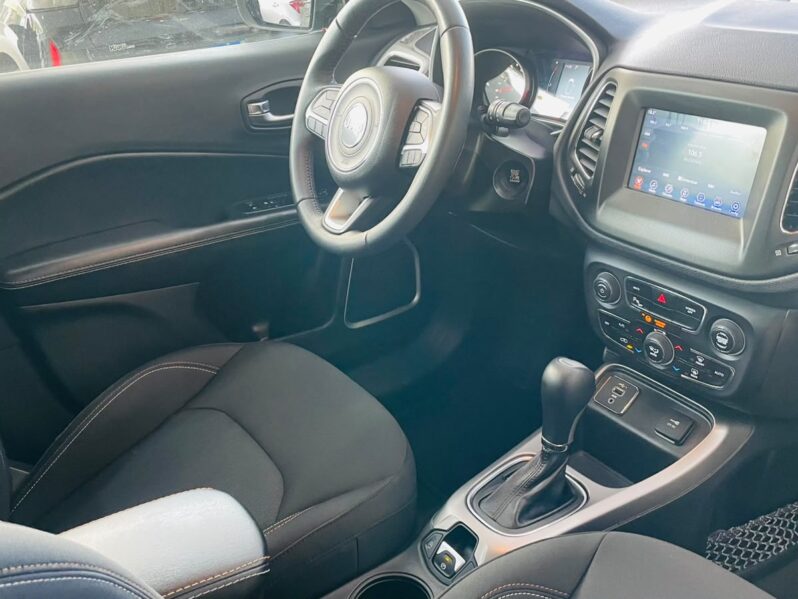 
								Jeep Compass 2.0 Sport 4×2 (Aut) (Flex) 2020 full									