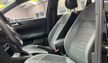 
									Volkswagen Nivus Highline 1.0 Turbo (Aut.) 2021 full								