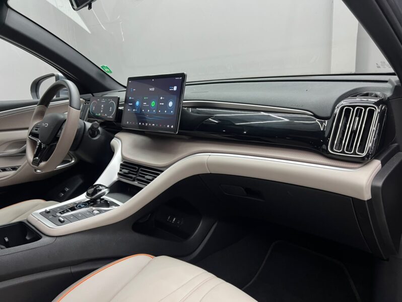
								BYD Song Pro DM-i GL (Híb.) 2025 full									