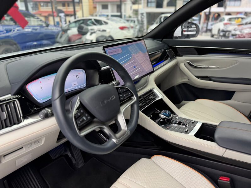 
								BYD Song Plus (Híbrido) 2025 full									