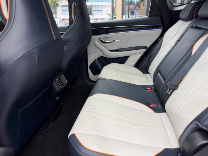 
								BYD Song Plus (Híbrido) 2025 full									