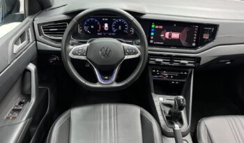 
									Volkswagen Nivus Highline 200 TSI 2025 full								