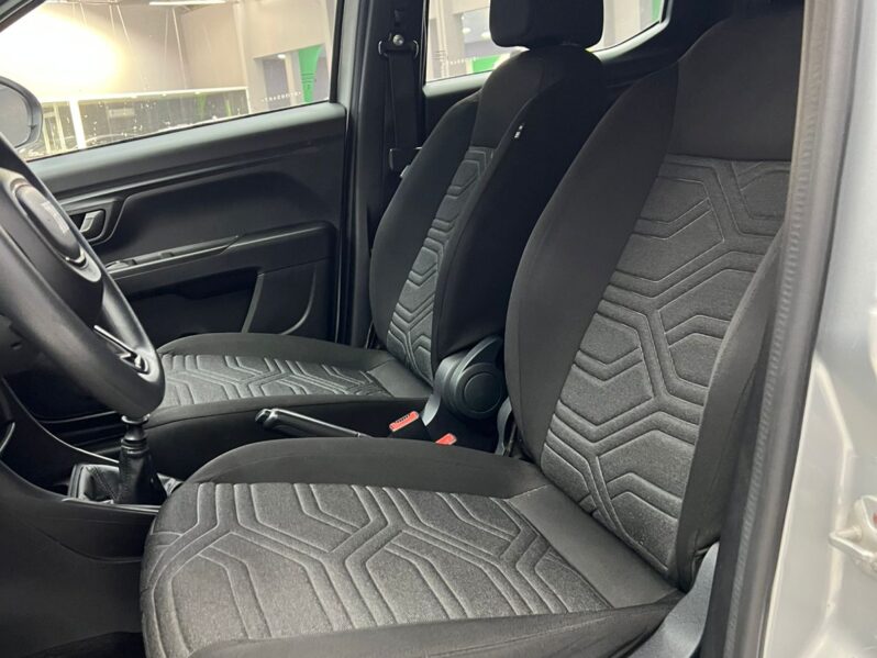 
								Fiat Strada Freedom 1.3 Flex 8V CD 2025 full									