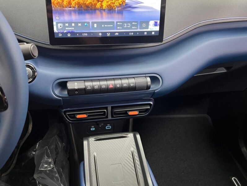 
								BYD Dolphin Mini GS EV 2027 full									