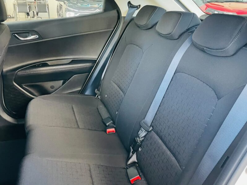 
								Hyundai HB20 Limited 1.0 2024 full									